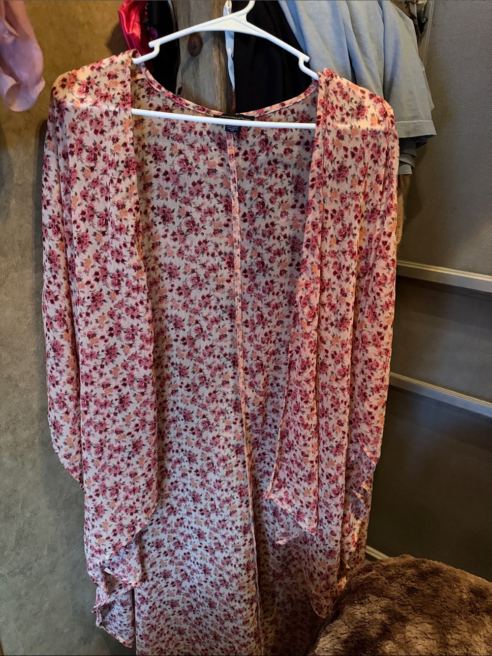 American Eagle Outfitters Floral Pink & Coral Lightweight Kimono Cover-Up